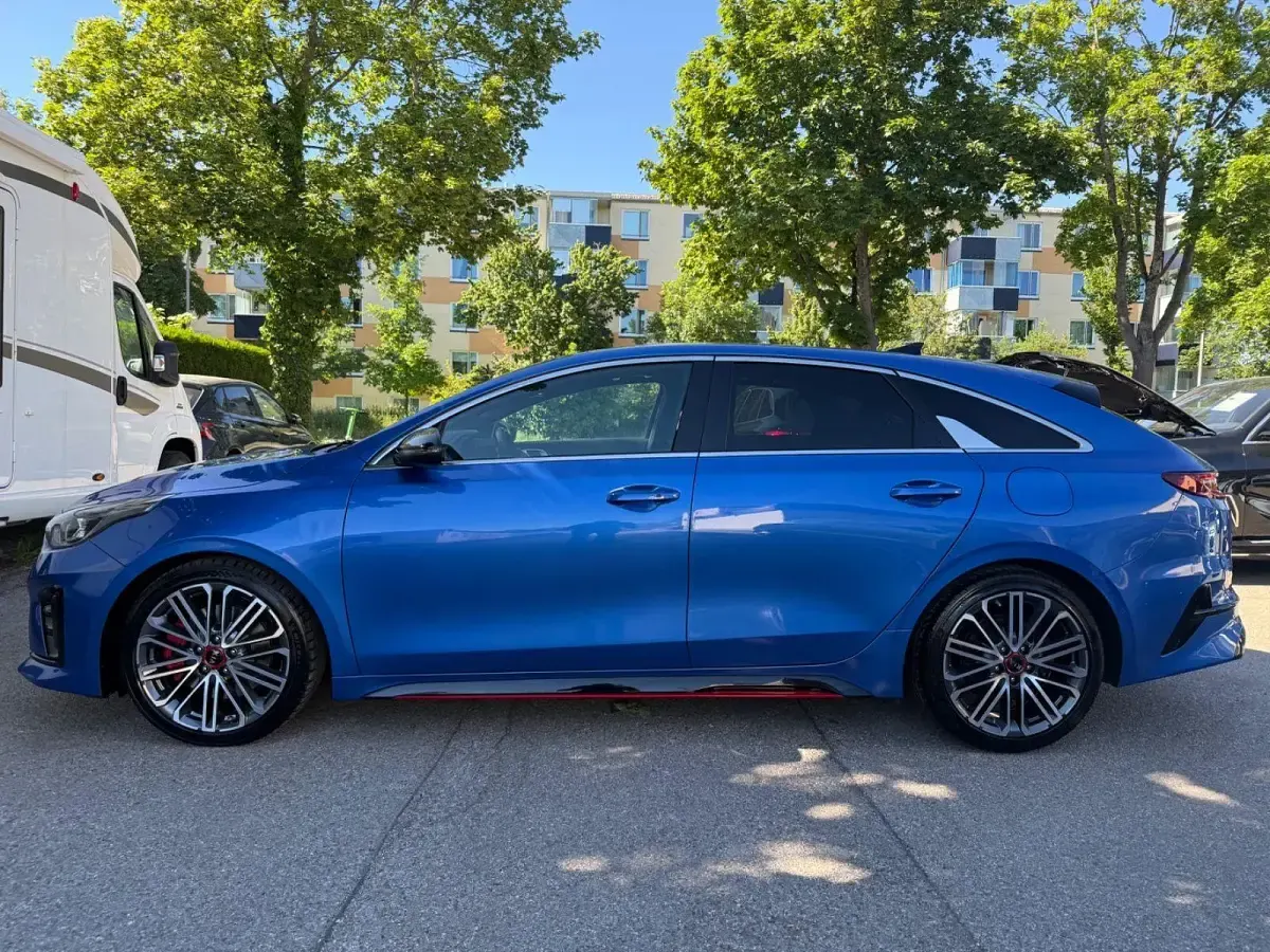 Gebraucht Kia ProCeed GT 204 PS (150 kW) 2021 Blau Kombi