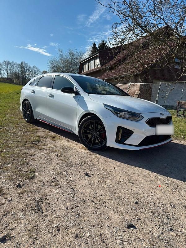 Gebraucht Kia ProCeed GT 204 PS (150 kW) 2021 Weiß Kombi