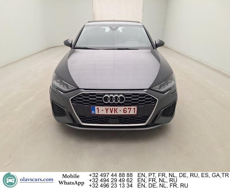 Używany Audi A3 S-Line 116 KM (85 kW) 2021 Szary Sedan/Limuzyna