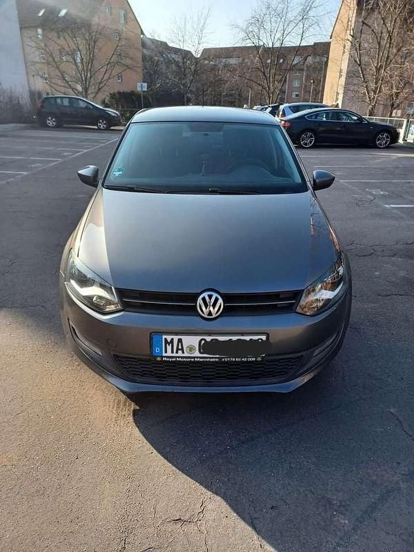 Gebraucht 2009 VW Polo Comfortline Limousine | 3.750 € (Teuer) - Bild 1/4