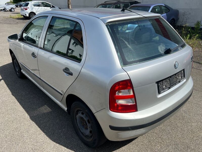 Gebraucht Skoda Fabia 75 PS (55 kW) 2004 Silber Kleinwagen