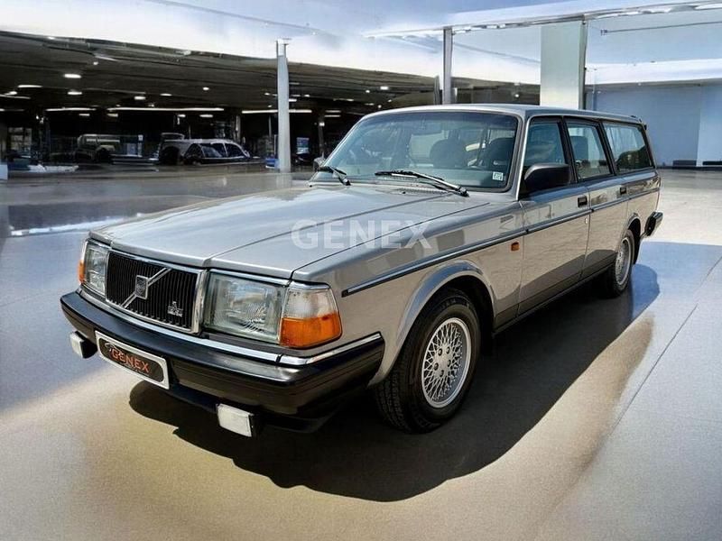 Grau Gebraucht 1992 Volvo 240 Standard Limousine | 22.900 € - Bild 1/4