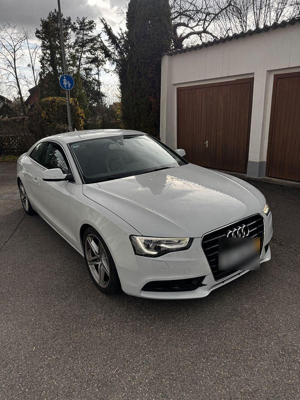 Gebraucht Audi A5 Ambiente 245 PS (180 kW) 2014 Weiß Coupé