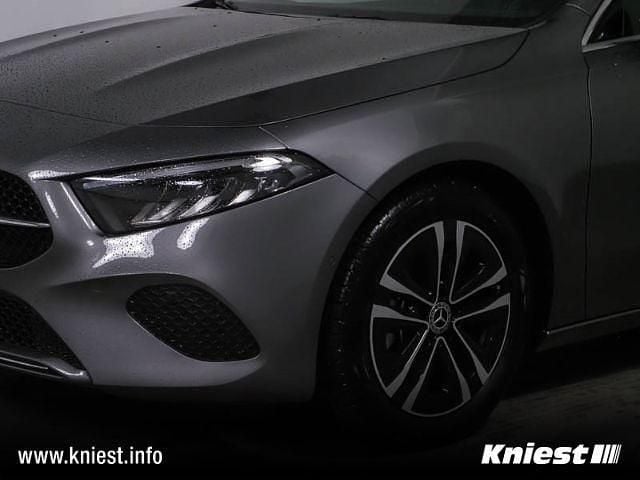 Gebraucht Mercedes A200 Advanced 163 PS (119 kW) 2025 Grau Limousine