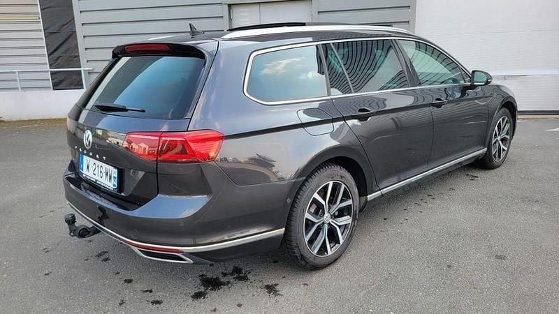 Gebraucht VW Passat Elegance 150 PS (110 kW) 2019 Kombi