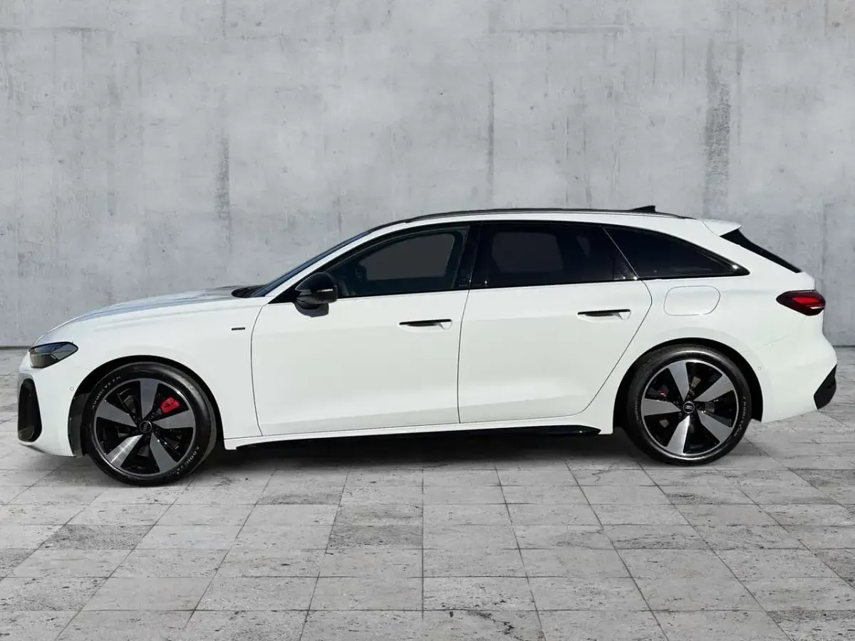 Gebraucht Audi A5 Ambiente 299 PS (219 kW) 2025 Gletscherweiß metallic Kombi