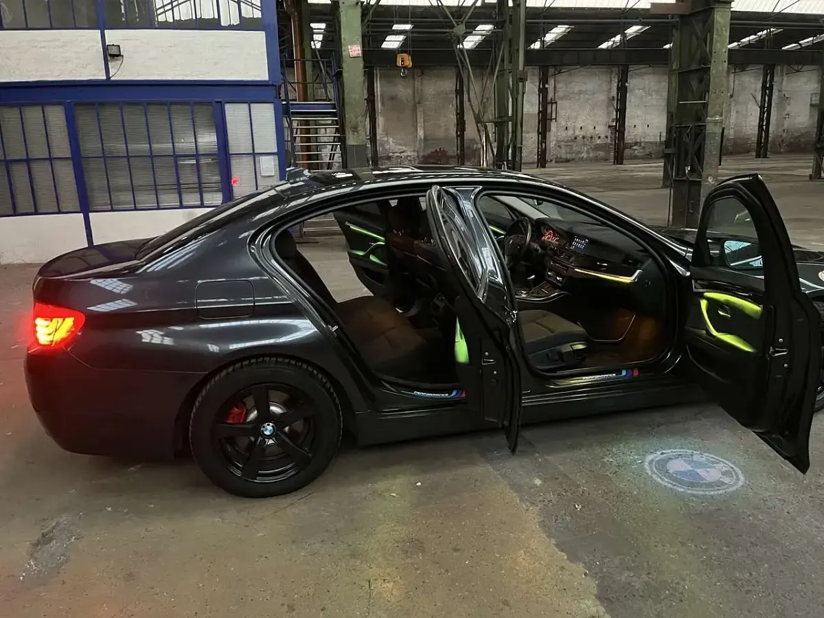 Käytetty BMW 523 204 HP (150 kW) 2010 Sedan