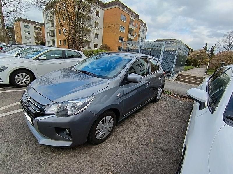 Gebraucht Mitsubishi Space Star 71 PS (52 kW) 2023 Silber Kleinwagen