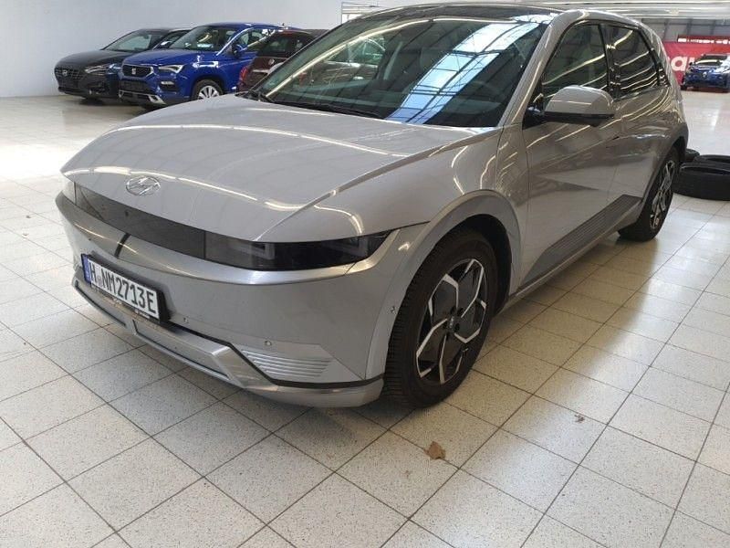 Grau Gebraucht 2023 Hyundai Ioniq 6 Limousine | 34.000 € (Guter Preis) - Bild 1/3