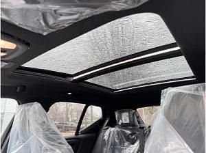 Neu Volvo EX40 Performance 325 kW (442 PS) 2026 Schwarz (onyx black metallic) SUV