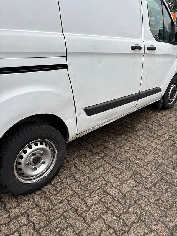 Gebraucht Ford Transit Custom 110 PS (80 kW) 2019 Weiß Van / Kleinbus