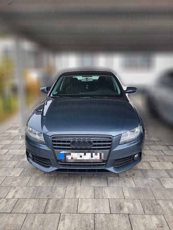 Grau Gebraucht 2010 Audi A4 Ambiente Limousine | 4.999 € (Superpreis) - Bild 1/4