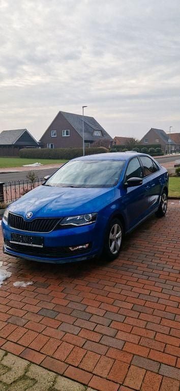 Gebraucht Skoda Rapid Monte Carlo 95 PS (69 kW) 2017 Blau Kleinwagen