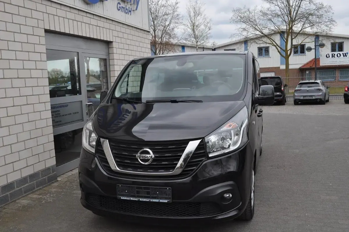 Gebraucht Nissan NV300 Premium Edition 145 PS (106 kW) 2019 Schwarz Van