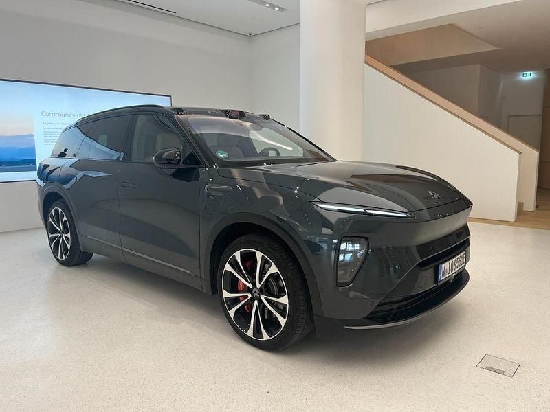 Grün Gebraucht 2024 Nio EL8 SUV | 82.500 € - Bild 1/4