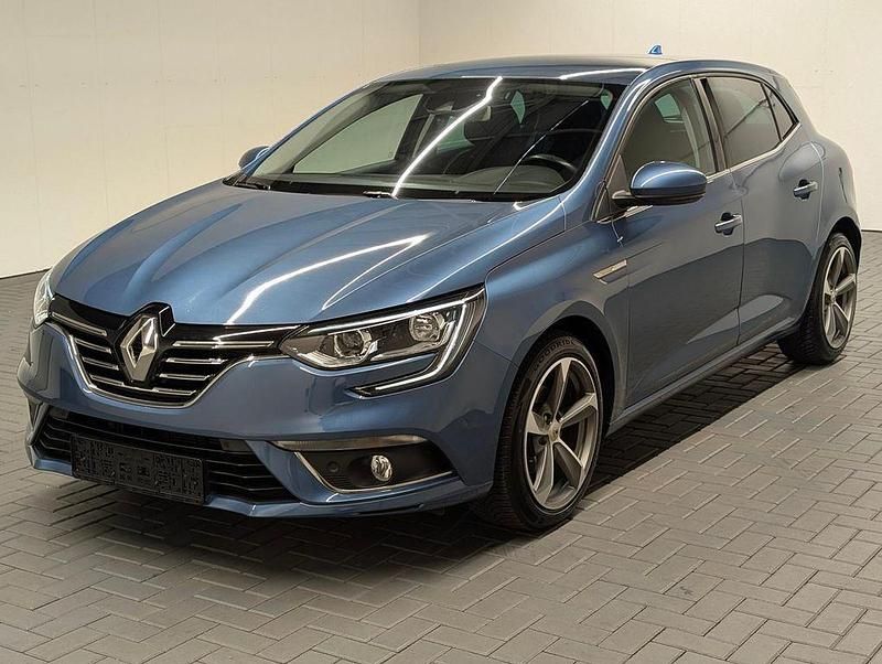Berlinblau Gebraucht 2016 Renault Mégane III Limousine | 11.980 € - Bild 1/4