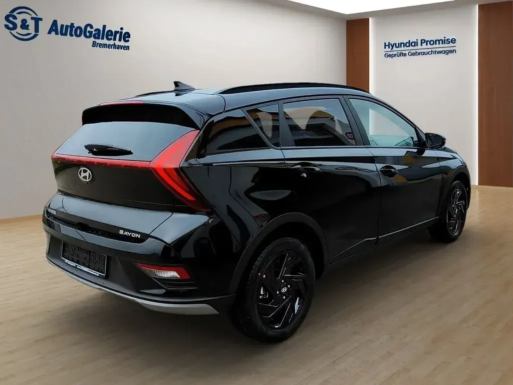 Neu Hyundai Bayon Blackline 90 PS (66 kW) 2026 Schwarz SUV