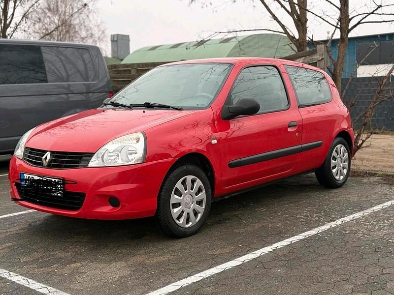 Gebraucht Renault Clio II 58 PS (42 kW) 2010 Rot Kleinwagen