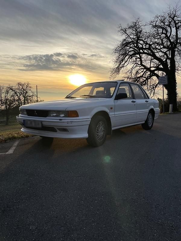 Gebraucht Mitsubishi Galant 109 PS (80 kW) 1989 Weiß Limousine