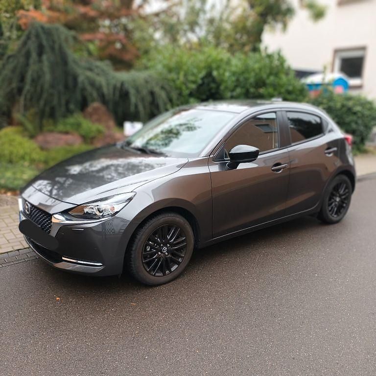 Grau Gebraucht 2023 Mazda 2 Inclusive Kleinwagen | 17.200 € (Guter Preis) - Bild 1/4