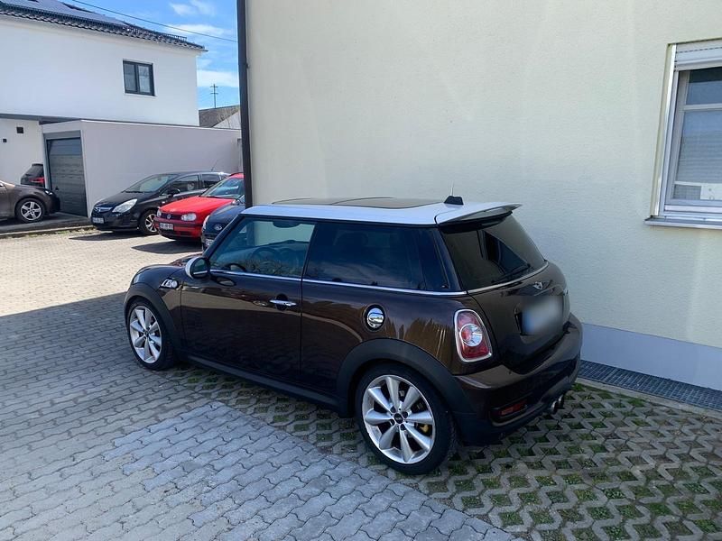 Gebraucht Mini Cooper S 184 PS (135 kW) 2011 Braun Kleinwagen