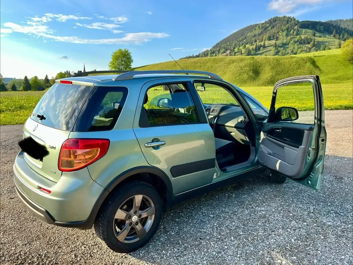 Gebraucht Suzuki SX4 Comfort 120 PS (88 kW) 2011 Kleinwagen