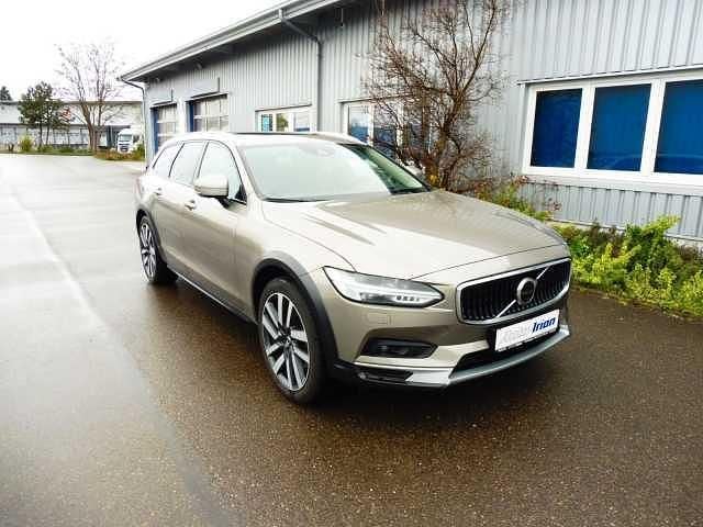 Gebraucht Volvo V90 CC Pro 145 PS (106 kW) 2020 Kombi