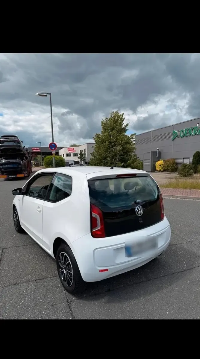 Gebraucht VW up! 60 PS (44 kW) 2016 Weiß Kleinwagen