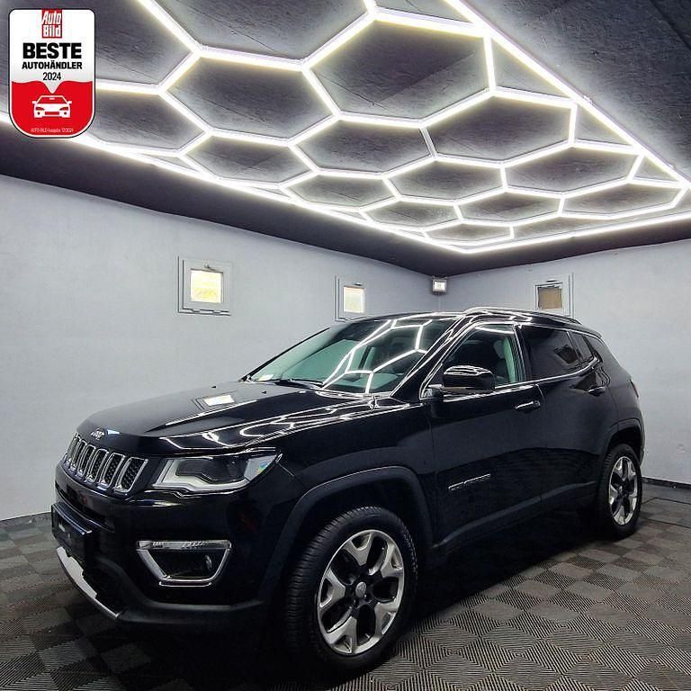 Schwarz Gebraucht 2019 Jeep Compass Limited SUV | 20.880 € (Etwas zu teuer) - Bild 1/4