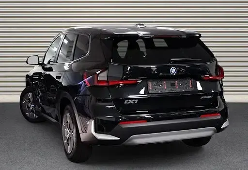 Gebraucht BMW iX1 Performance 230 kW (313 PS) 2023 Schwarz SUV