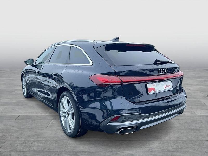 Gebraucht Audi A5 Sport 150 PS (110 kW) 2025 Firmamentblau metallic Kombi