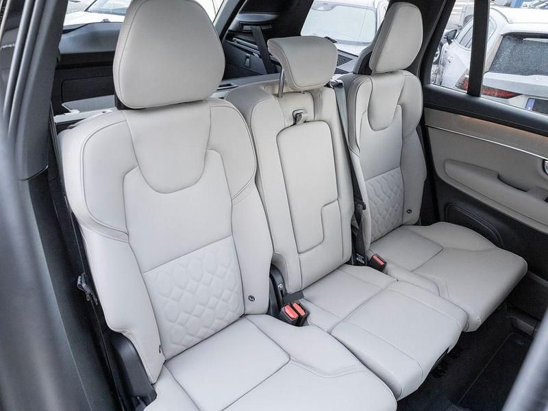 Gebraucht Volvo XC90 Plus 335 PS (246 kW) 2025 Onyx black / metallic SUV