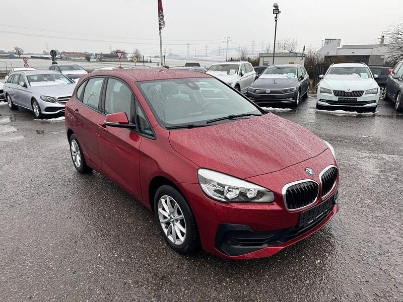 Gebraucht BMW 218 Active Tourer Advantage 140 PS (102 kW) 2019 Rot Van / Kleinbus