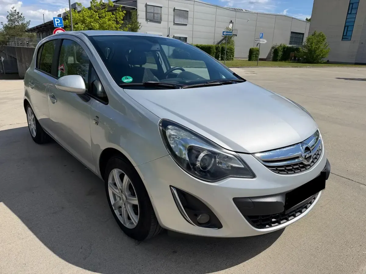 Brugt Opel Corsa 69 HK (50 kW) 2012 Sølv Hatchback