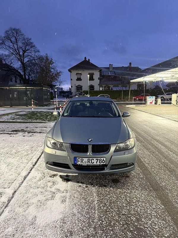 Gebraucht BMW 320 170 PS (125 kW) 2007 Limousine