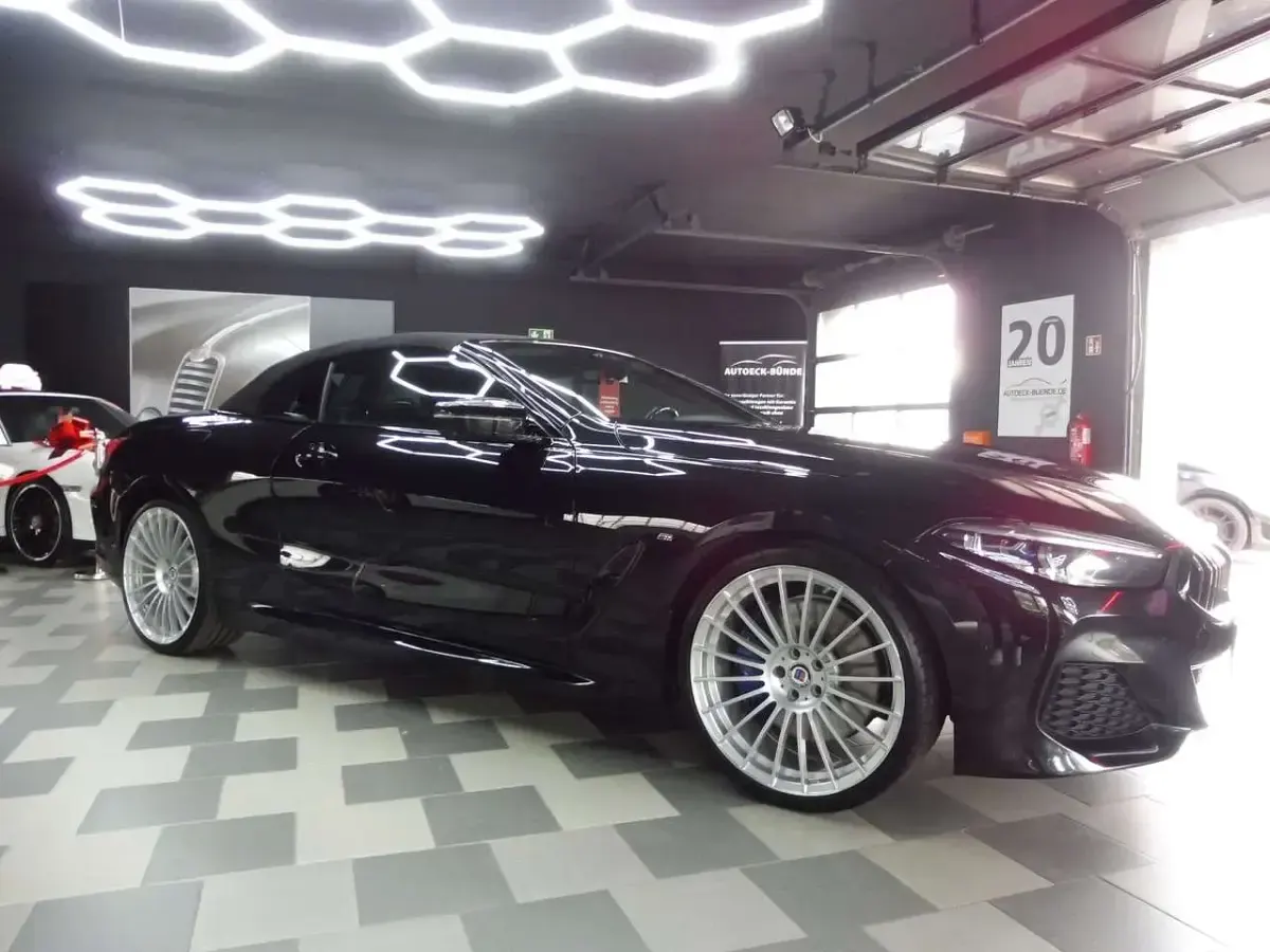 Gebraucht BMW 840 Cabriolet M Sport 320 PS (235 kW) 2019 Black sapphire metallic Cabrio