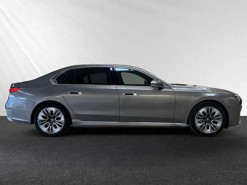 Usata BMW 740 Executive 2024 Grigio Berlina