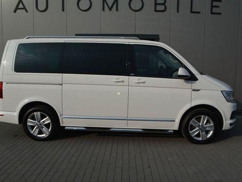 Usado VW Multivan Generation Six 150 HP (110 kW) 2017 Andere Monovolume