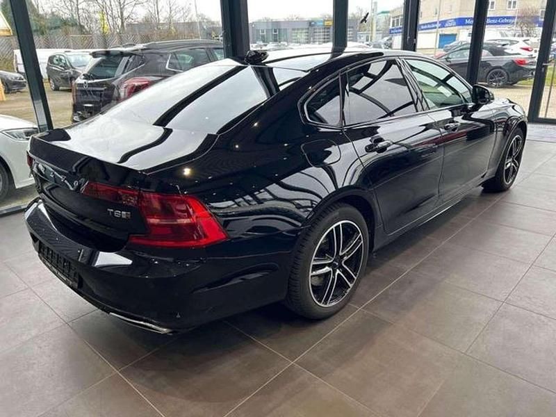 Gebraucht Volvo S90 R-Design 392 PS (288 kW) 2020 Onyx black / metallic Limousine