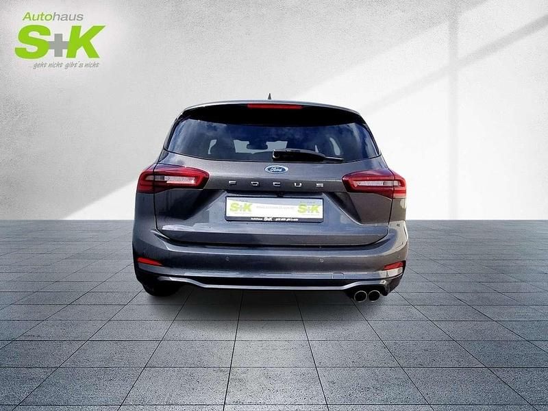 Gebraucht Ford Focus ST-Line 155 PS (114 kW) 2024 Magneticgrau (metallic) (grau) Kombi