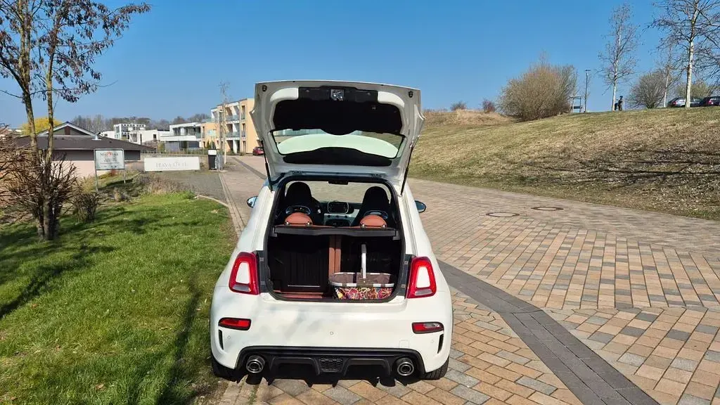 Gebraucht Abarth 595 145 PS (106 kW) 2017 Weiß Kleinwagen