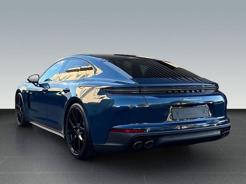Neu Porsche Panamera 470 PS (345 kW) 2025 Blau Kleinwagen