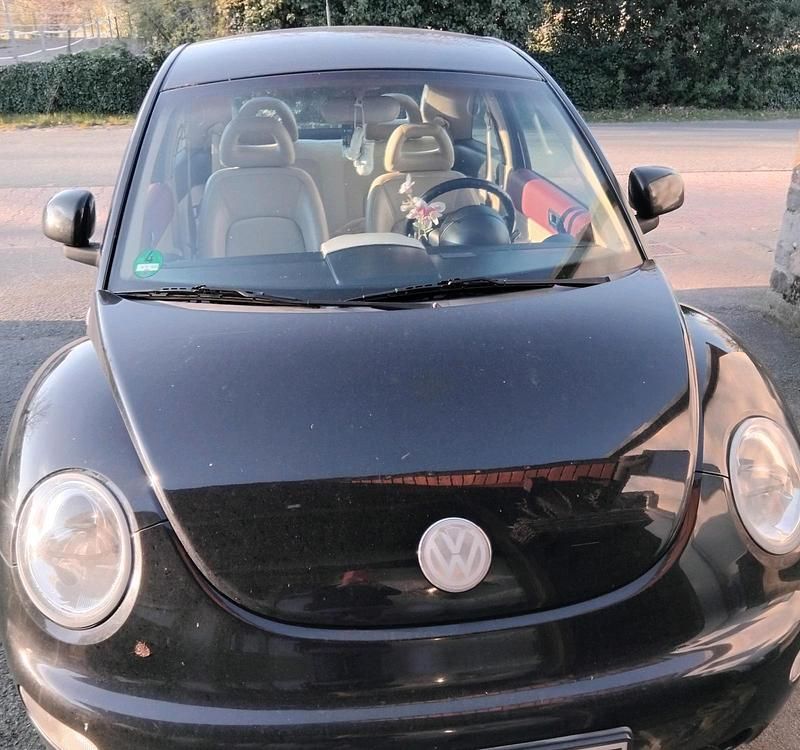 Gebraucht VW New Beetle 115 PS (84 kW) 1998 Schwarz Kleinwagen