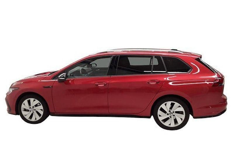 Gebraucht VW Golf VIII Style 150 PS (110 kW) 2023 Kings red metallic Kombi