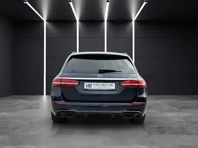Gebraucht Mercedes E63S AMG AMG 612 PS (450 kW) 2021 Cavansitblau  metalliclack Kombi