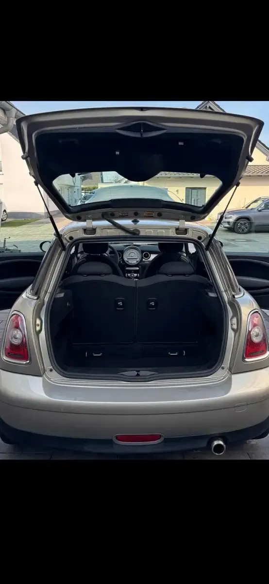 Usata Mini ONE 75 CV (55 kW) 2009 Beige Utilitaria
