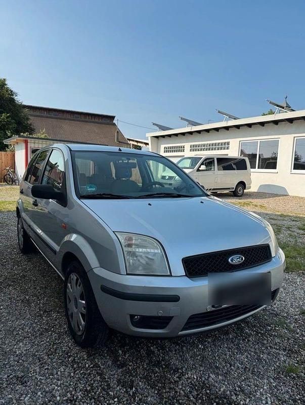Gebraucht Ford Fusion 80 PS (58 kW) 2003 Silber Kleinwagen