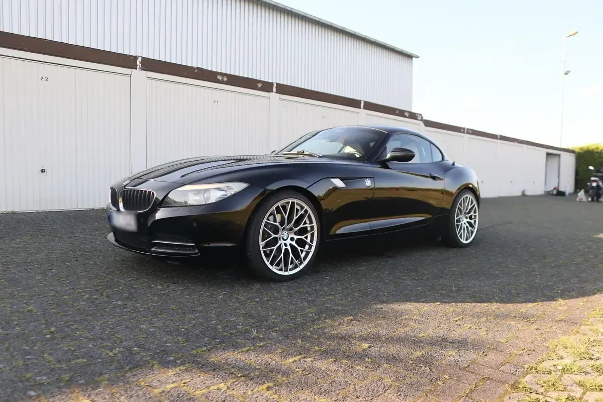 Gebraucht BMW Z4 184 PS (135 kW) 2012 Schwarz Cabrio