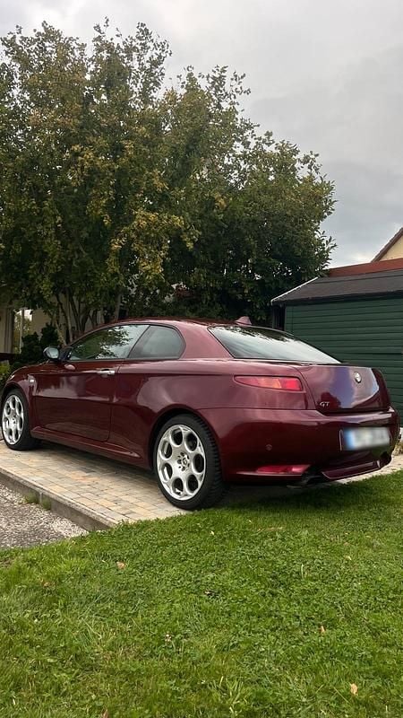 Gebraucht Alfa Romeo GT Distinctive 165 PS (121 kW) 2009 Rot Coupé