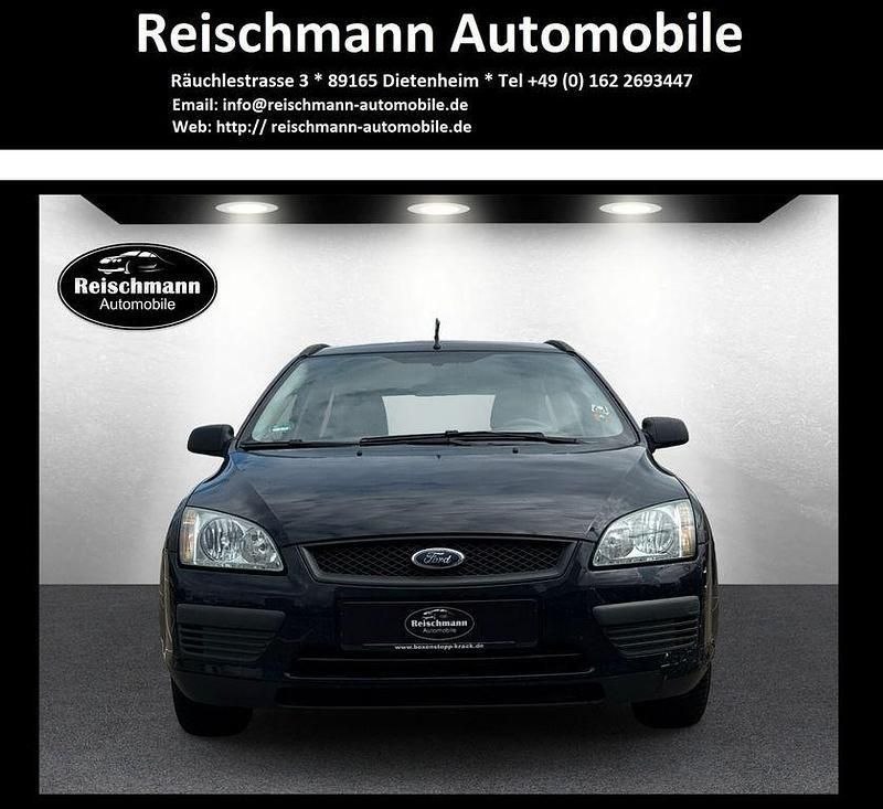 Schwarz Gebraucht 2006 Ford Focus Limousine | 1.990 € (Fairer Preis) - Bild 1/4